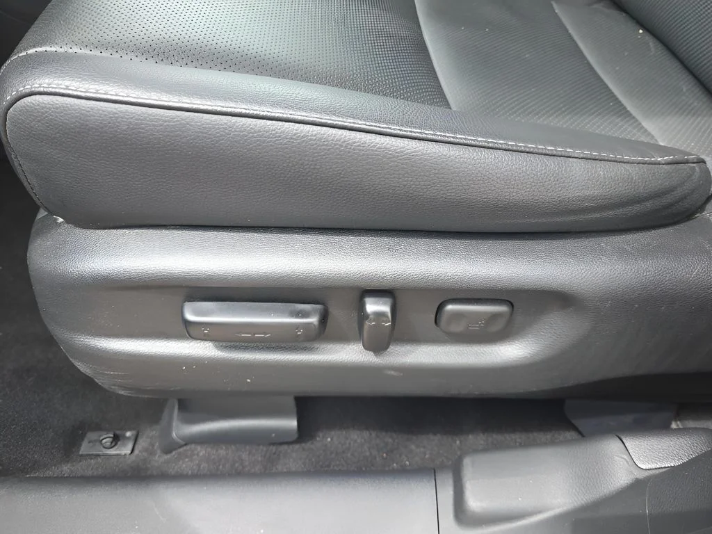 Used 2025 Black Honda RTL image 23