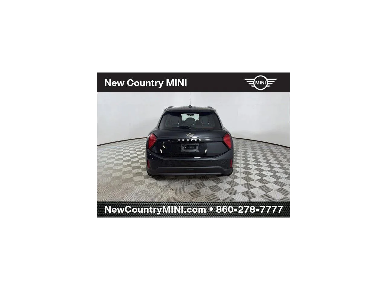 New 2026 Midnight Black II Metallic MINI SIGNATURE PLUS image 6