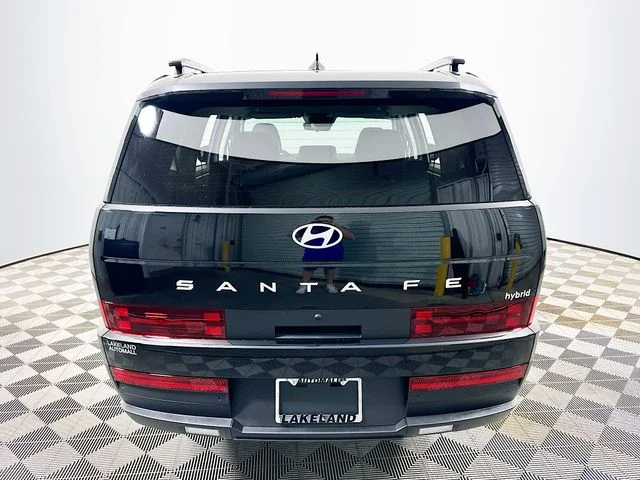 New 2026 Black Hyundai SEL image 4