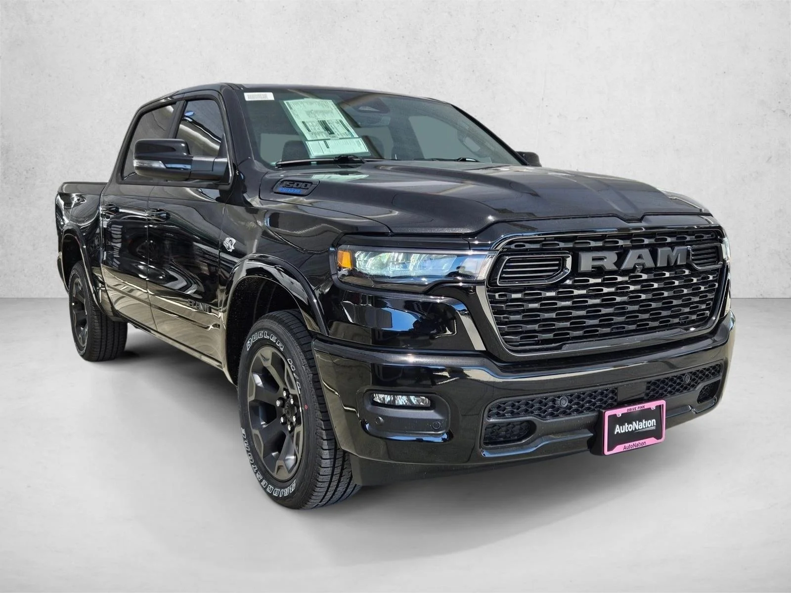 New 2026 Diamond Black Crystal Pearl-Coat Exterior Paint RAM Lone Star image 7