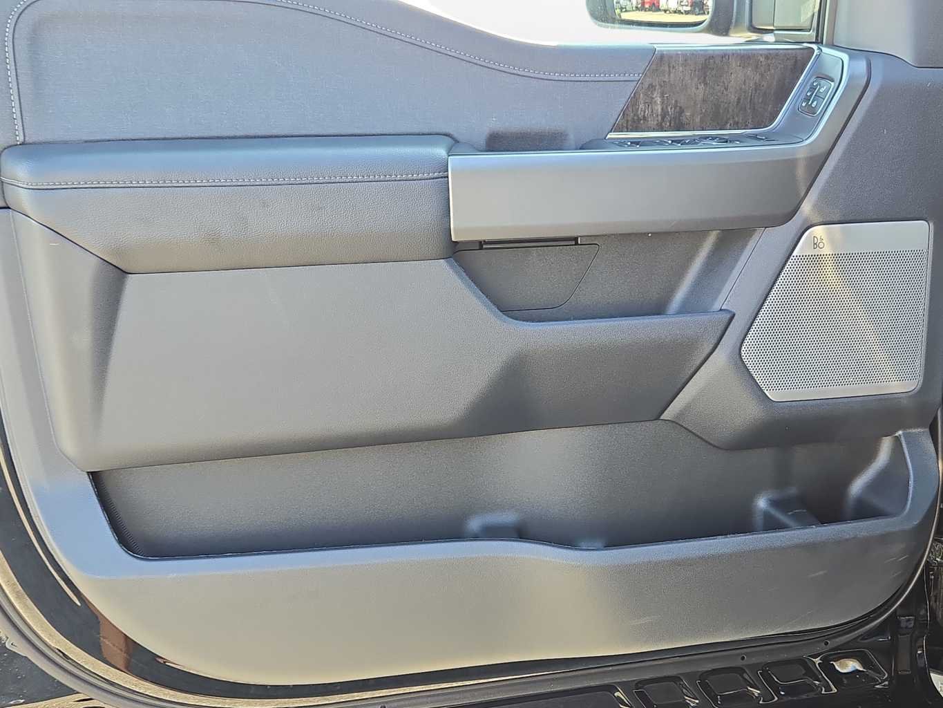 New 2026 Agate Black Metallic Ford F-250® Lariat® image 10