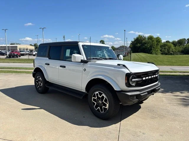 New 2026 White Ford Outer Banks image 33
