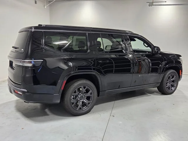 New 2026 High Gloss Black Exterior Paint Jeep Limited Altitude image 15