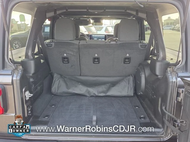 Used 2024 Gray Jeep Rubicon image 11