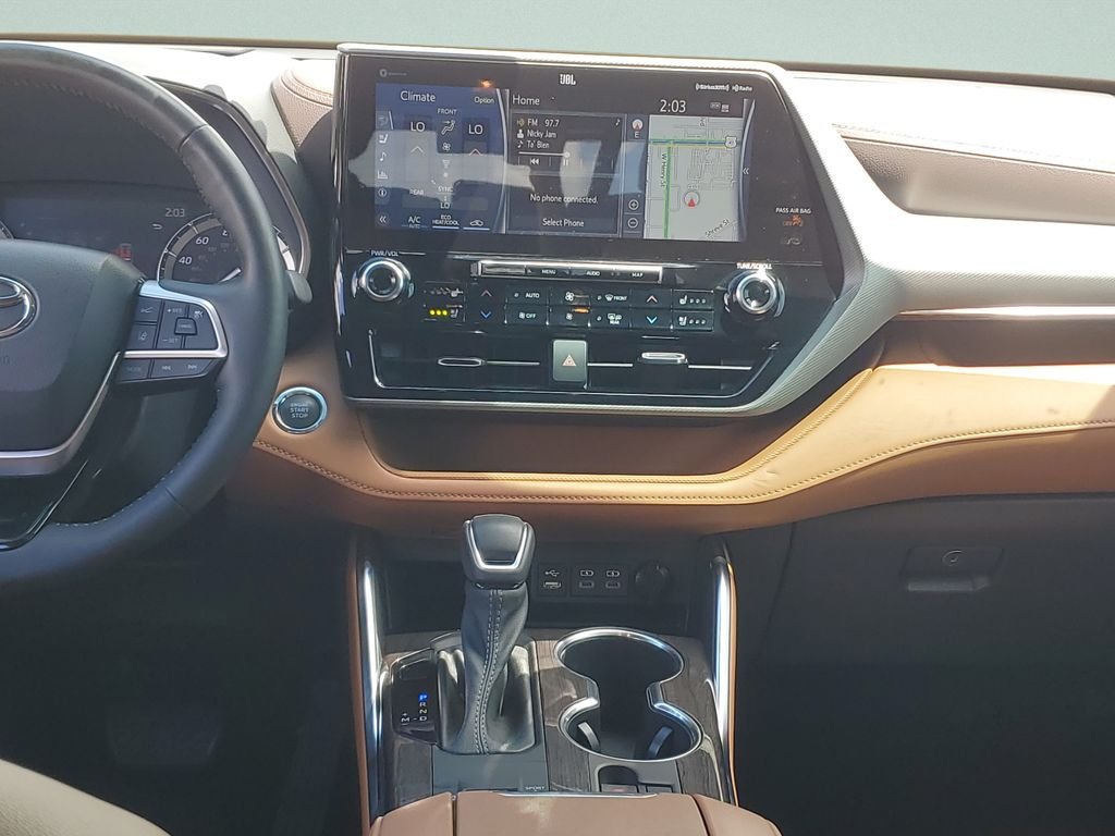 Used 2022 Beige Toyota Platinum image 15