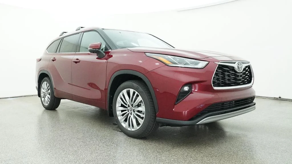 New 2026 Ruby Flare Pearl Toyota Platinum image 9