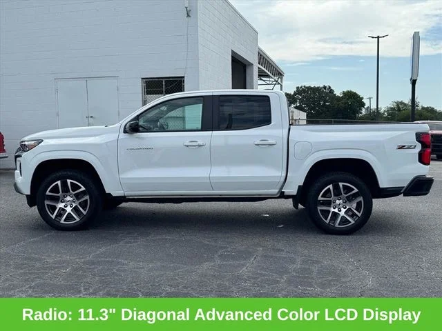 Used 2024 White Chevrolet Z71 image 11