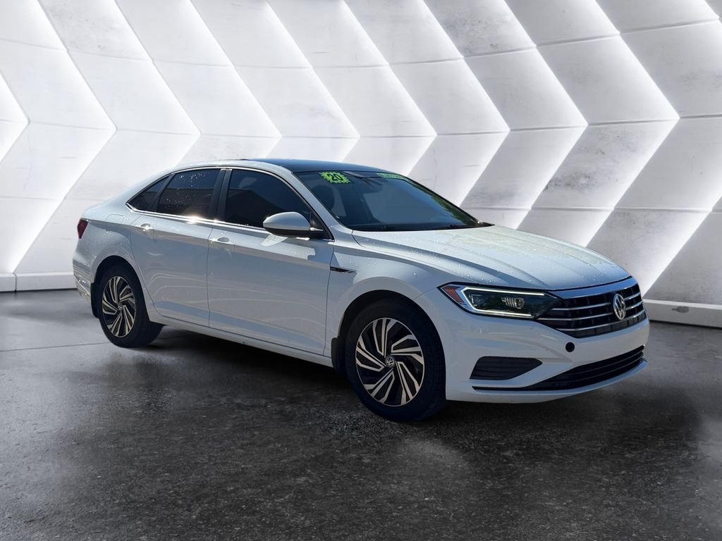 Used 2020 White Volkswagen SEL image 1