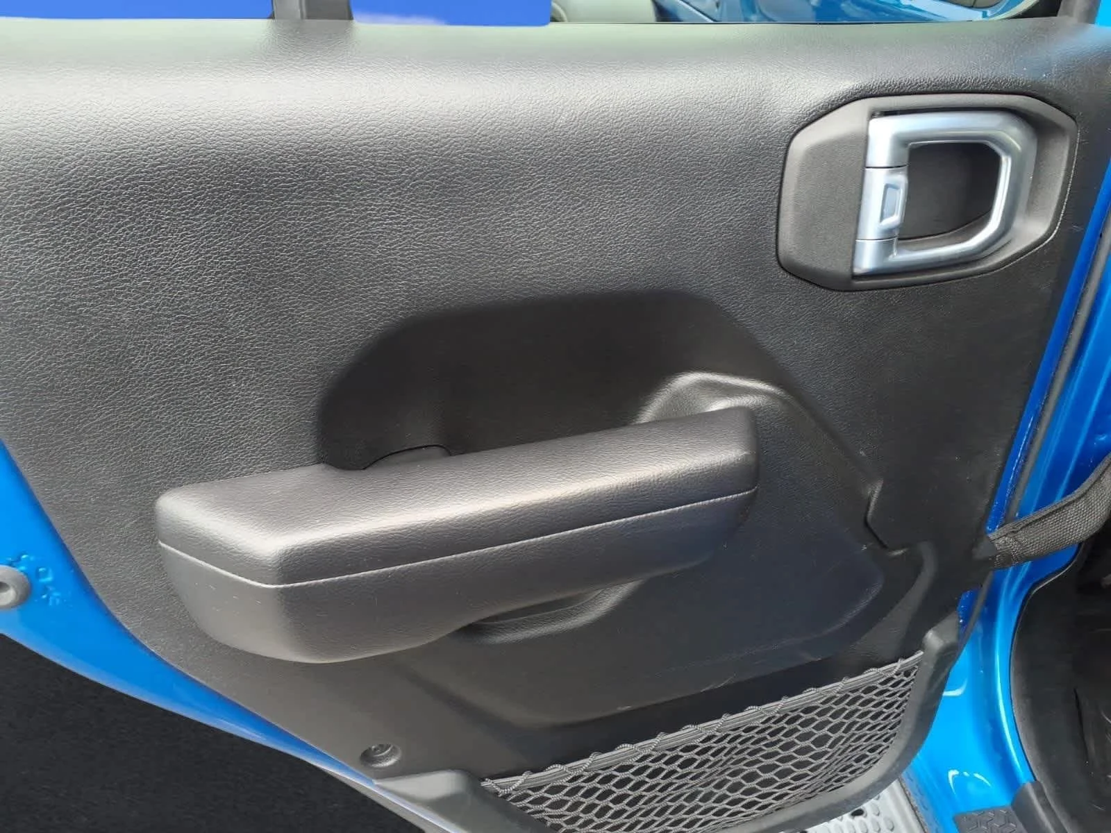 Used 2021 Hydro Blue Pearlcoat Jeep Unlimited Rubicon image 11