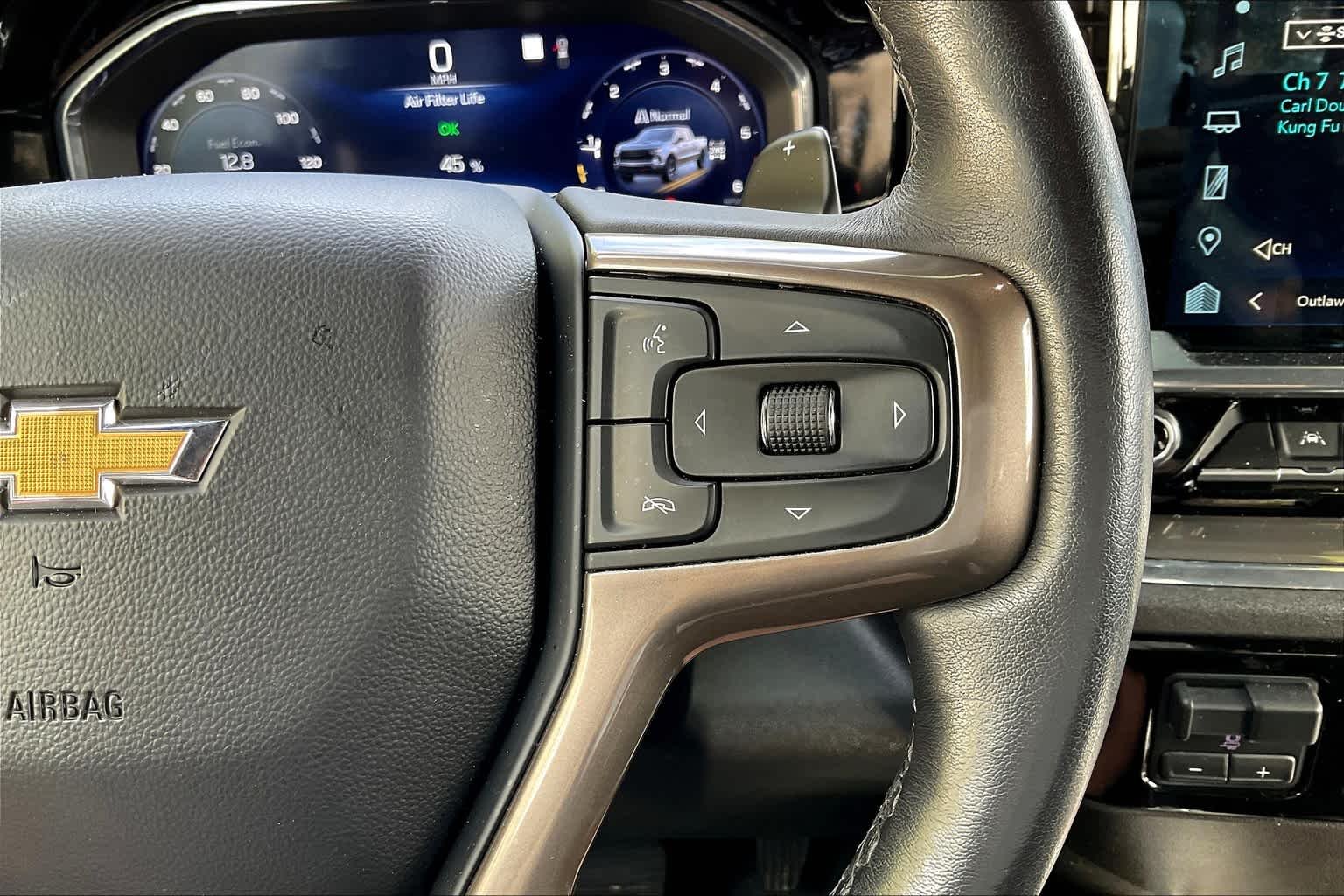 Used 2023 Black Chevrolet High Country image 19