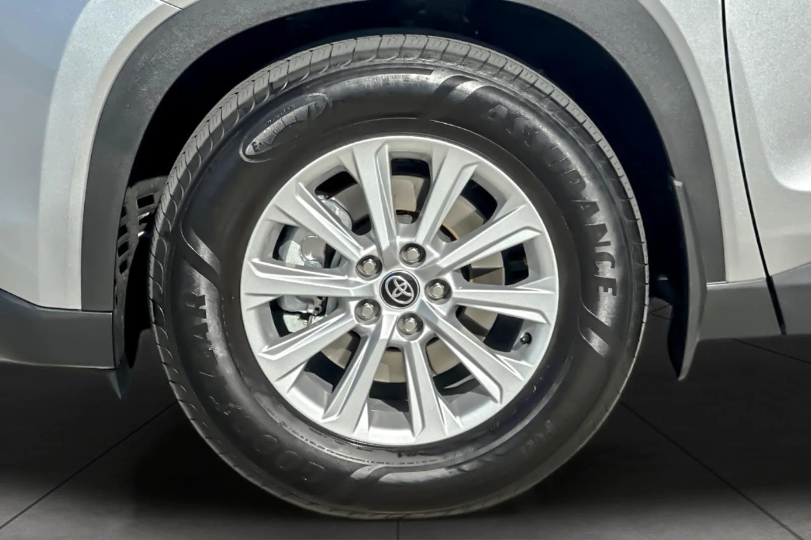 Certified Used 2026 CELESTIAL SILVER MET Toyota XLE image 26