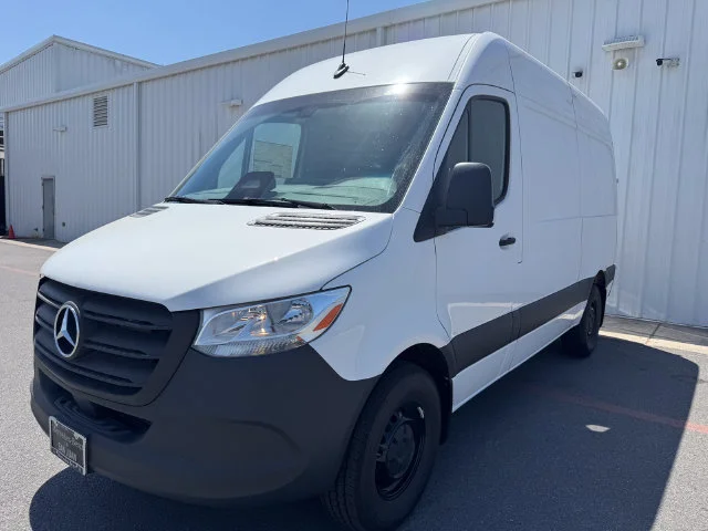 New 2026 White Mercedes-Benz Cargo 144 WB image 32