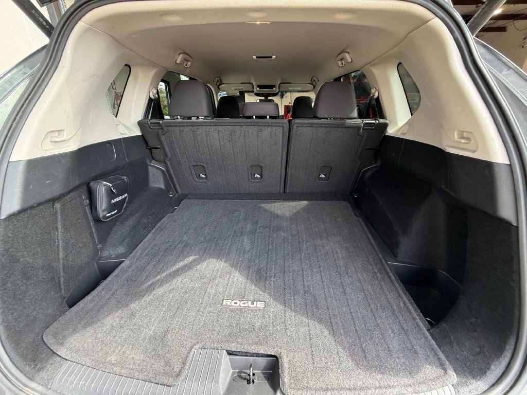 Used 2026 Gray Nissan SV image 19