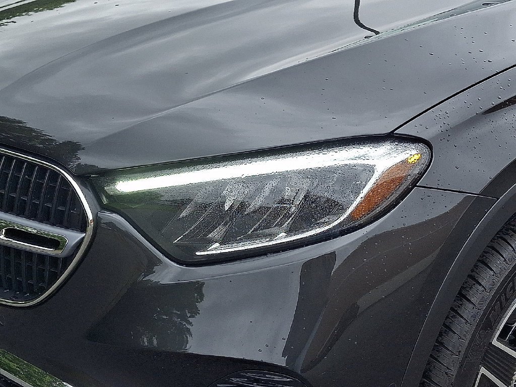 New 2027 Graphite Grey Metallic Mercedes-Benz GLC 300 image 28