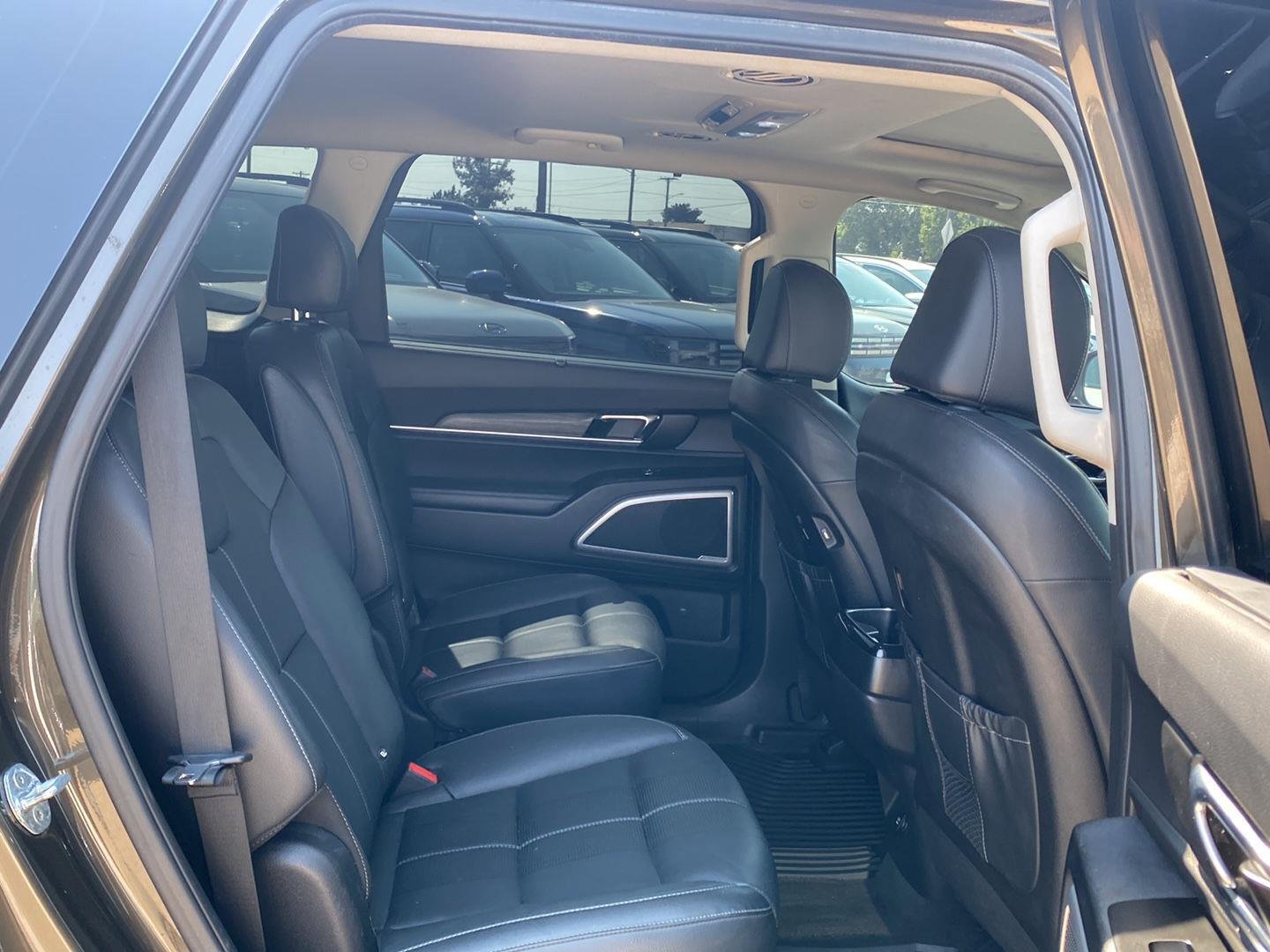 Used 2021 Dark Moss Kia EX image 17