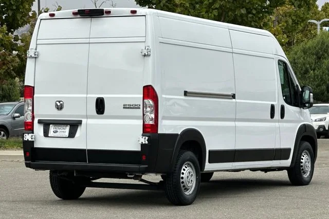 Used 2025 White Ram High Roof image 4