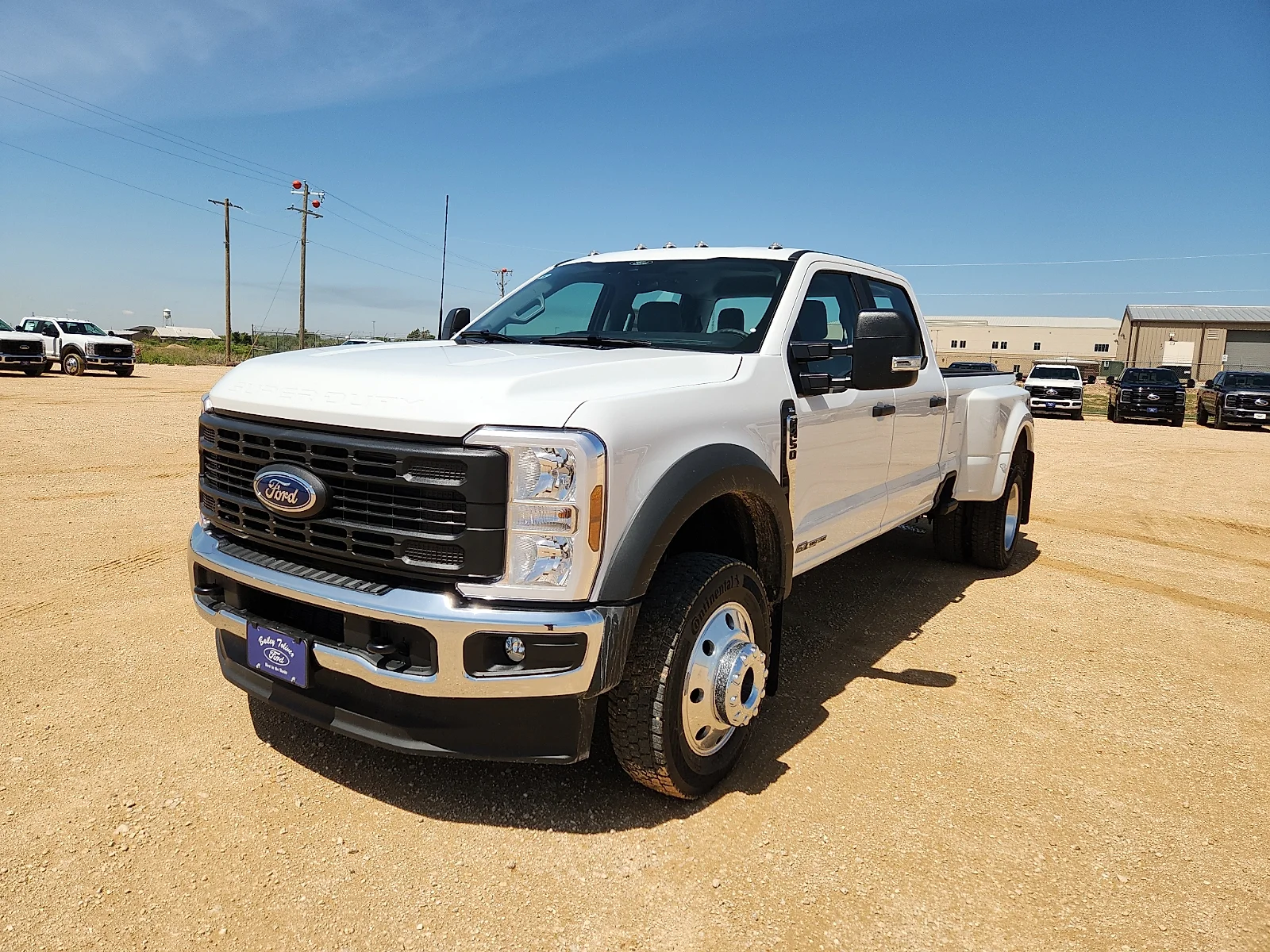 New 2026 Oxford White Ford F-450® XL image 3