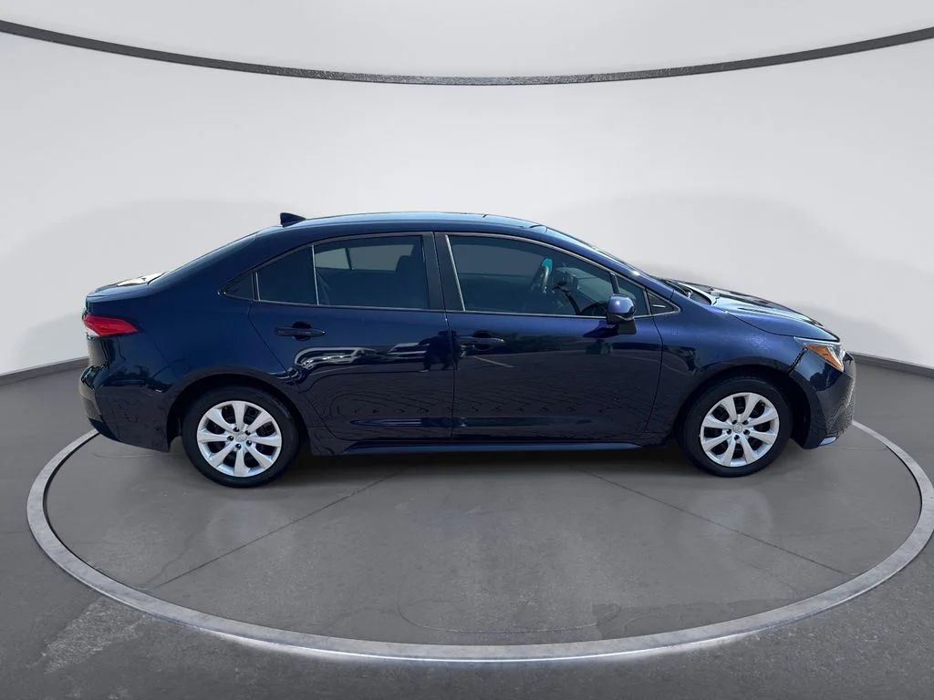 Used 2024  Toyota LE image 8