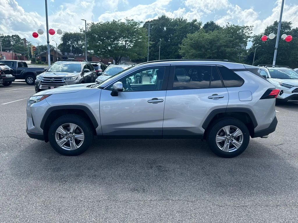 Used 2025 Silver Toyota XLE image 4