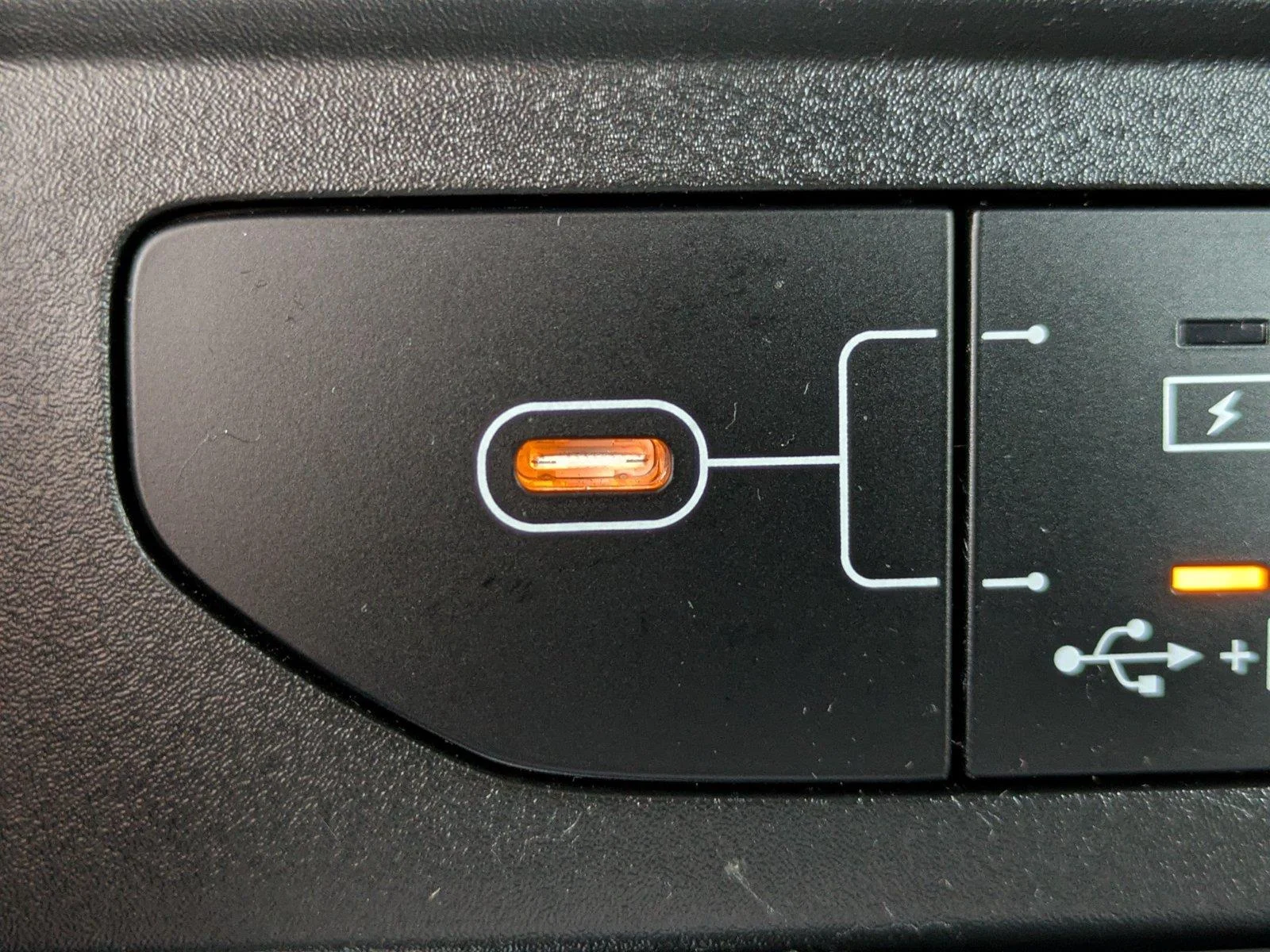 Used 2025 Yacht Blue Kia GT-Line image 22