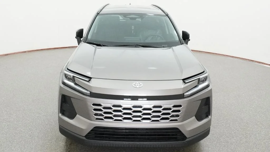 New 2026 Meteor Shower Toyota XLE Premium image 6