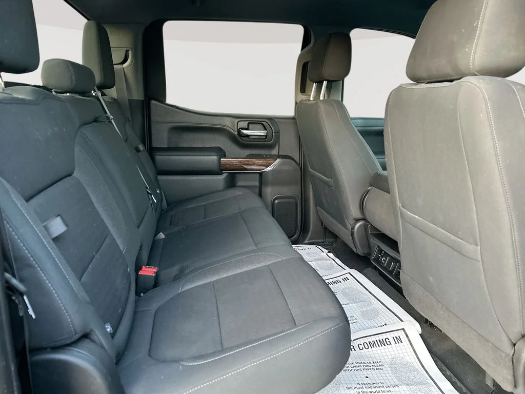 Used 2021 Black GMC Elevation image 27
