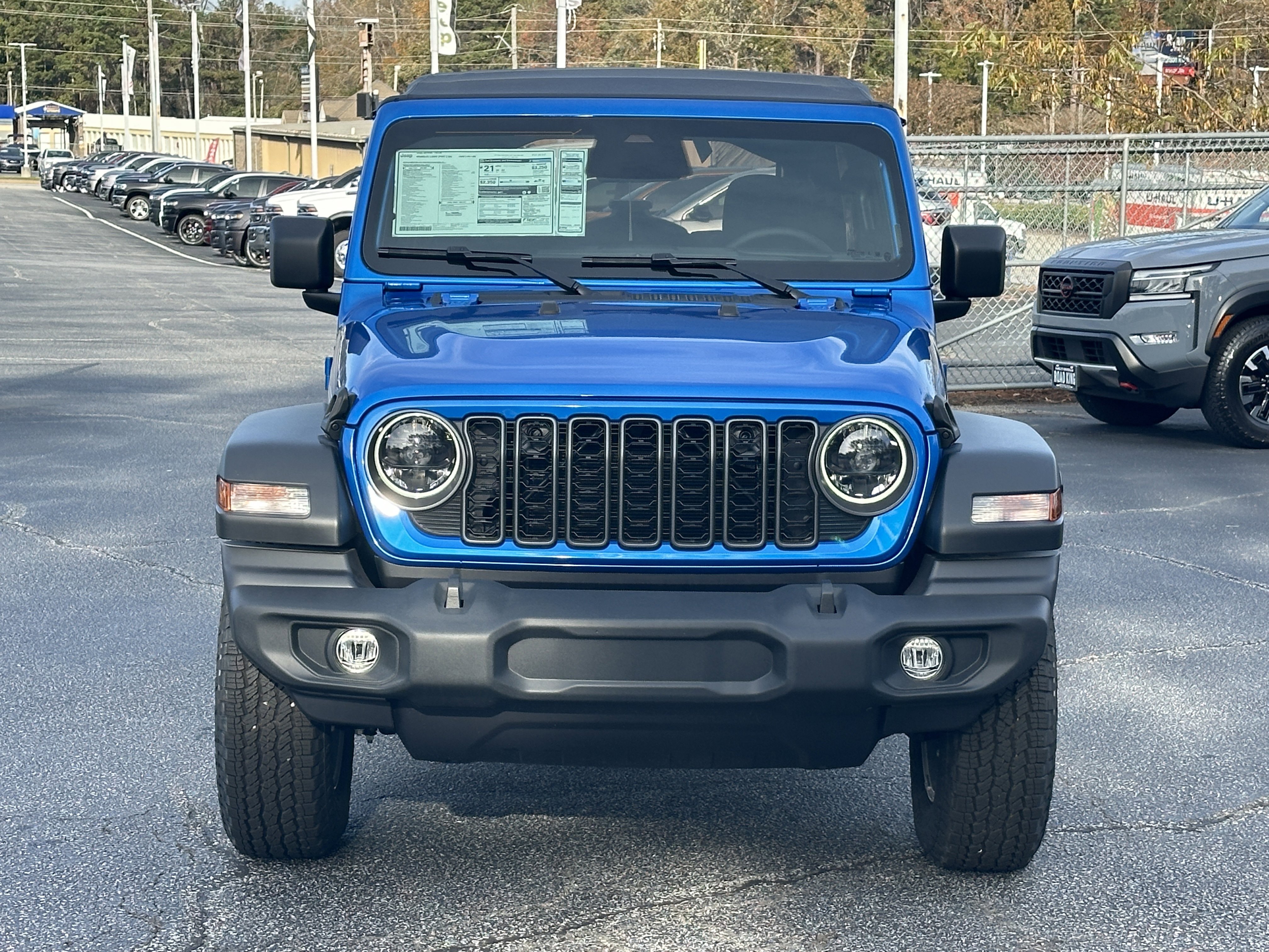 New 2026 Hydro Blue Pearl-Coat Exterior Paint Jeep Sport S image 3