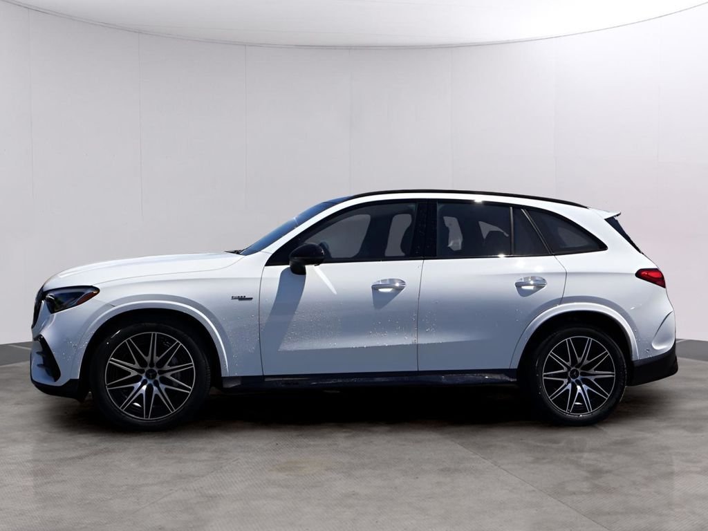 2025 Mercedes-Benz GLC AMG GLC43 - Photo 4