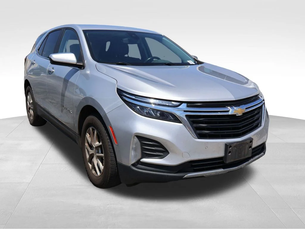 Used 2022 Silver Ice Metallic Chevrolet LT image 12