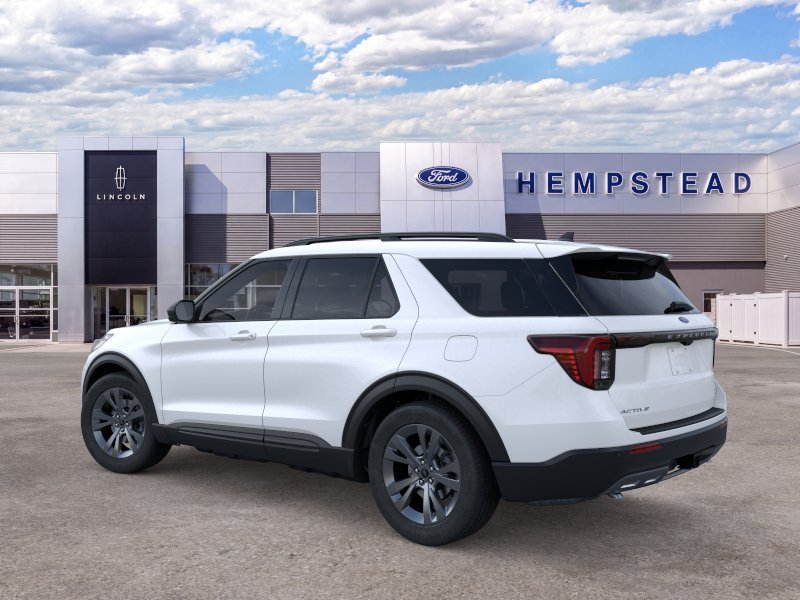New 2026 Star White Metallic Tri-Coat Ford Active image 4