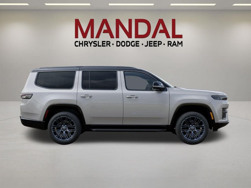 New 2026 Silver-Zynith Exterior Paint Jeep 85th Anniversary image 21