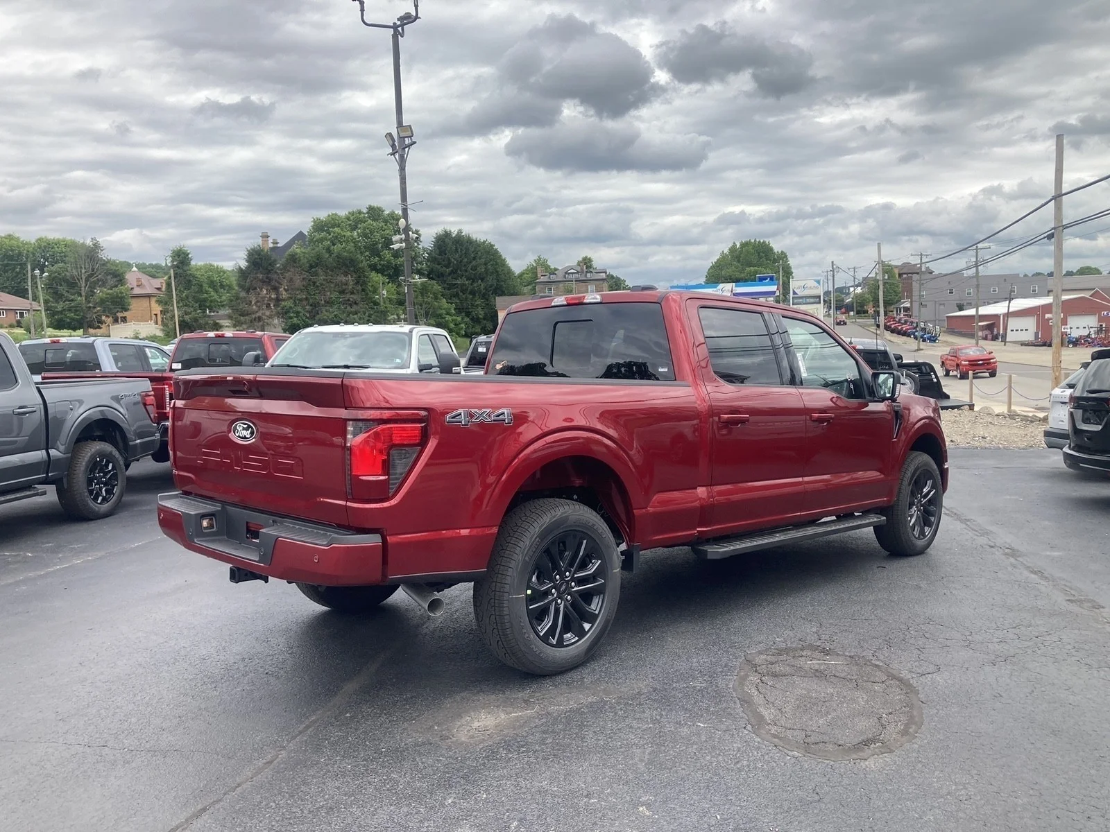New 2026 Ruby Red Metallic Tinted Clearcoat Ford XLT image 10