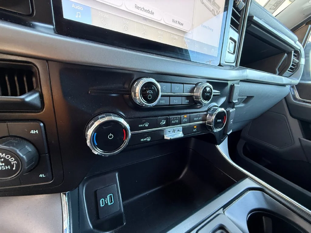 Used 2024 White Ford XLT image 23