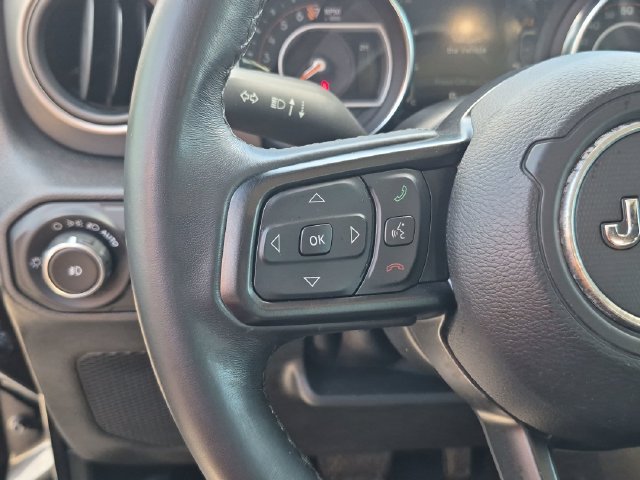 Used 2020 Crystal Metallic Jeep Sport S image 20