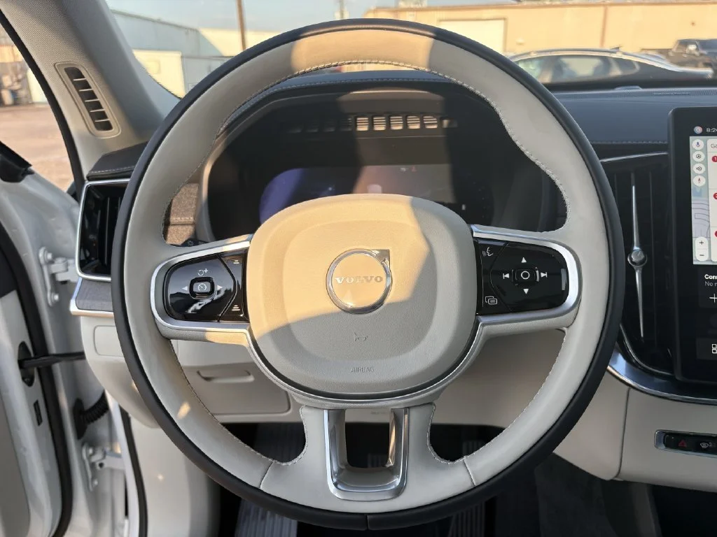New 2026 Crystal White Volvo Ultra image 13