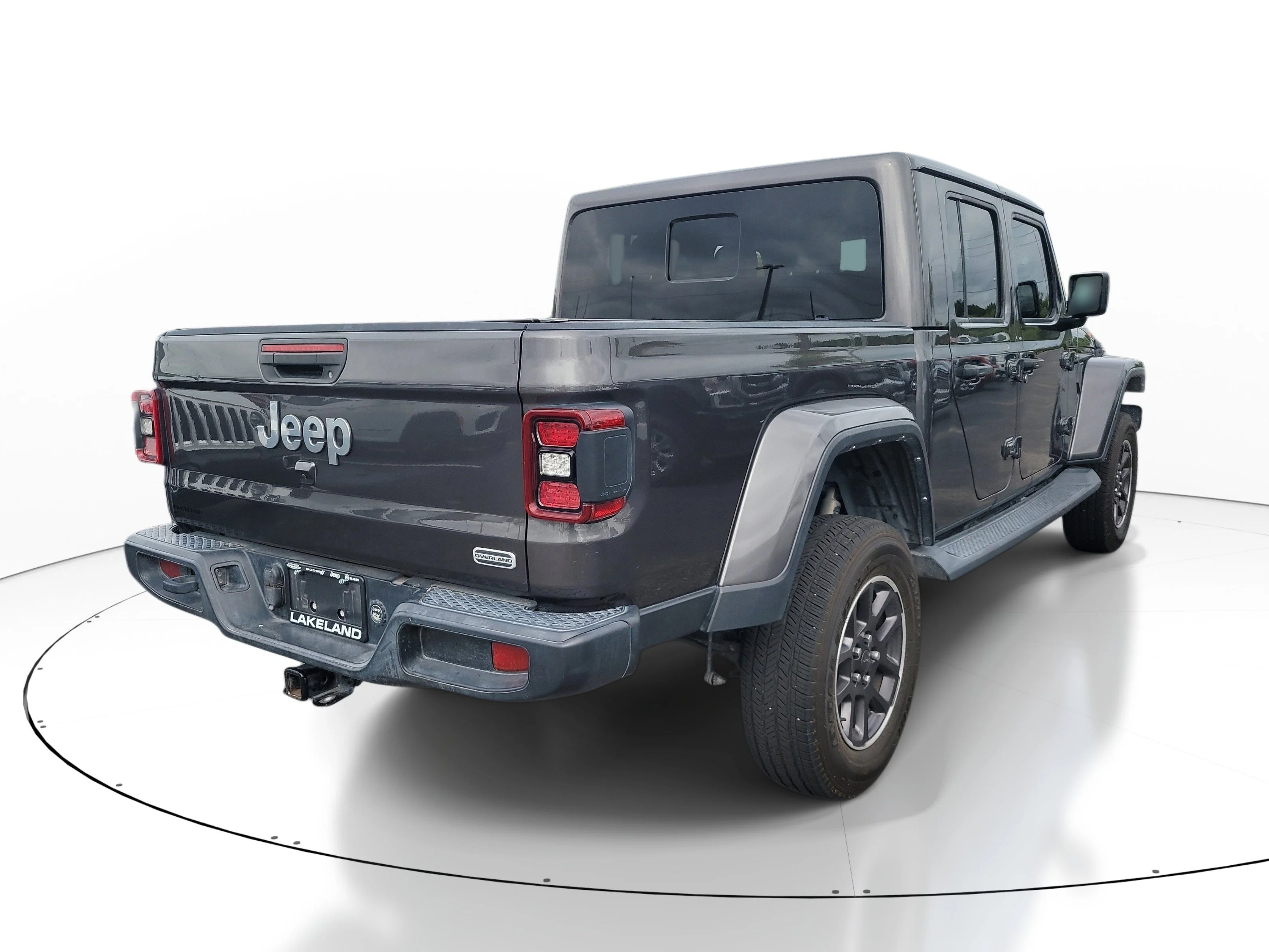 Used 2022 Granite Crystal Metallic Clearcoat Jeep Overland image 4