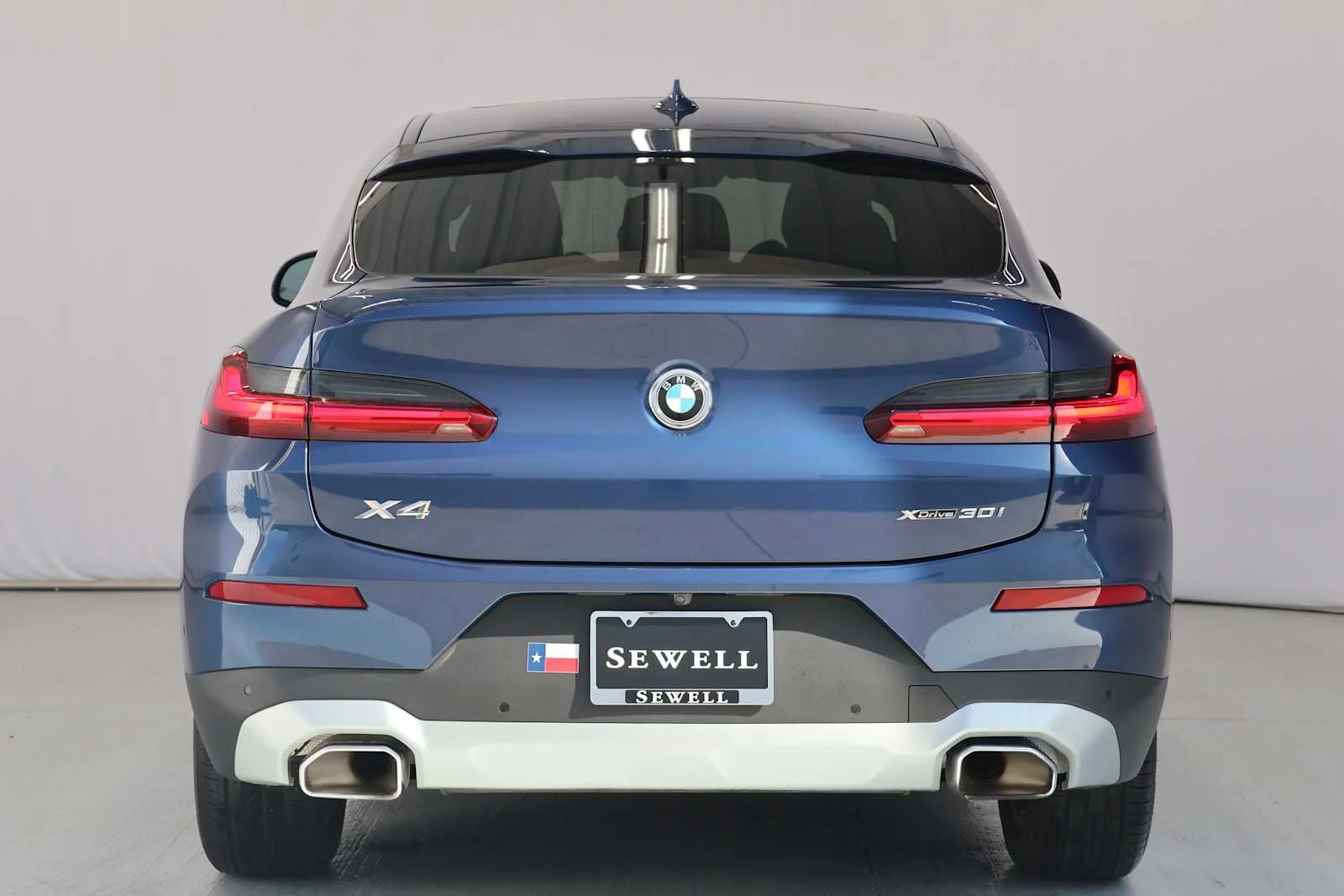 Certified Used 2025 Phytonic Blue Metallic BMW xDrive30i image 6
