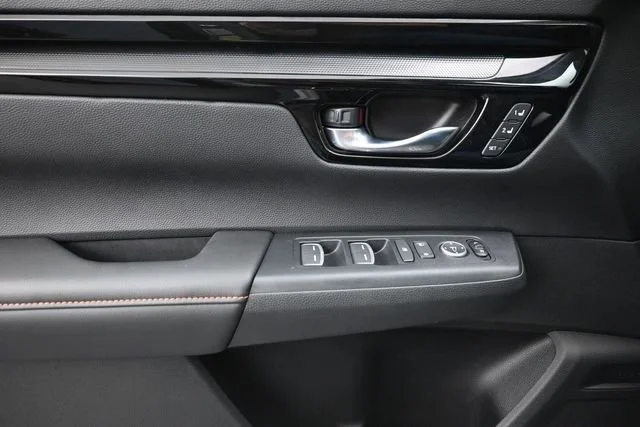2026 Honda CR-V Sport Touring - Photo 81