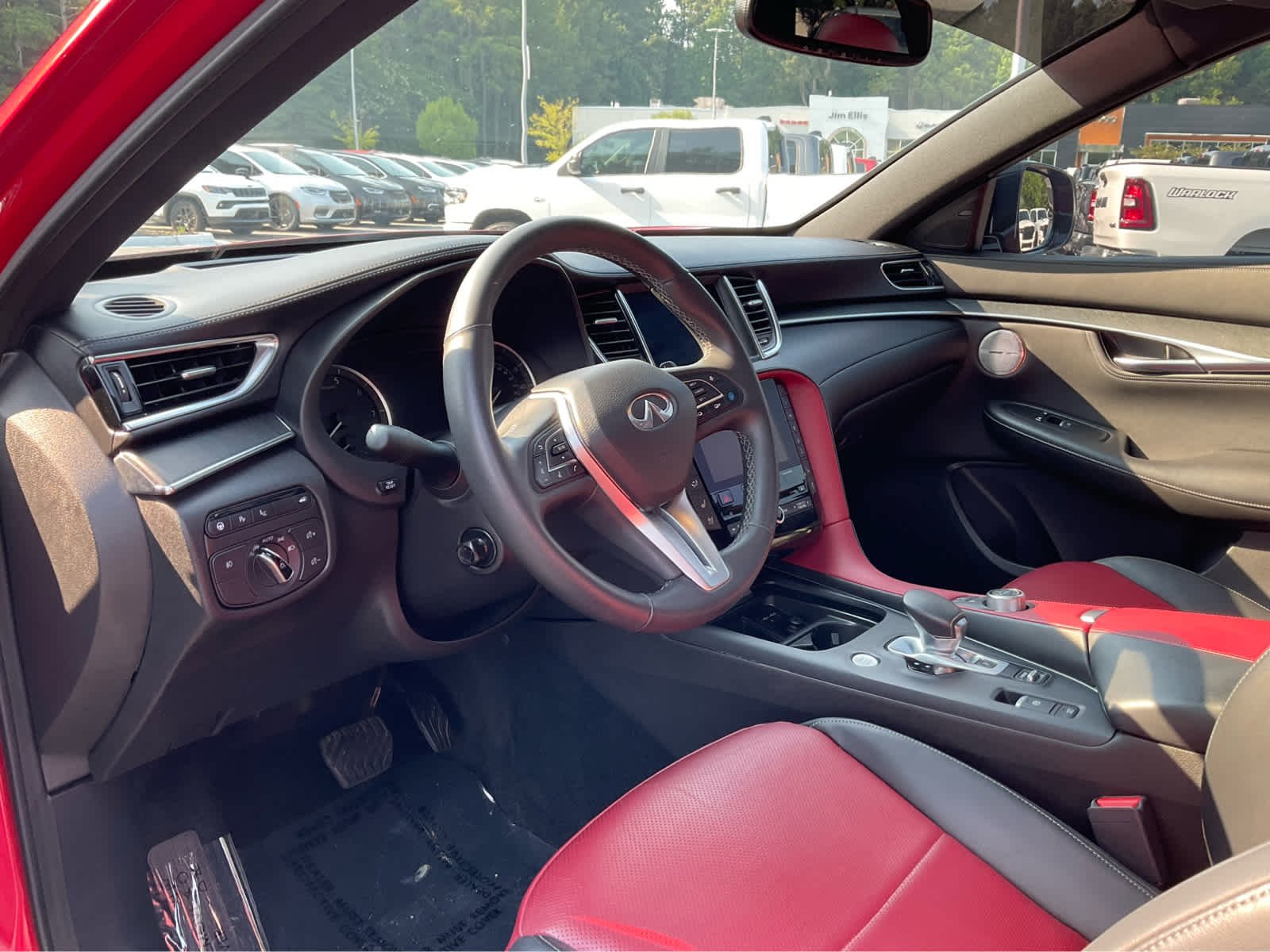 Used 2023 Dynamic Sunstone Red INFINITI SENSORY image 16