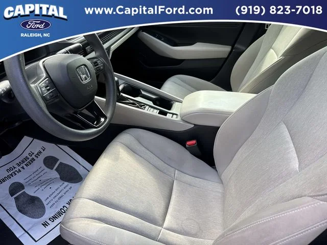 Used 2023 Gray Honda EX image 19
