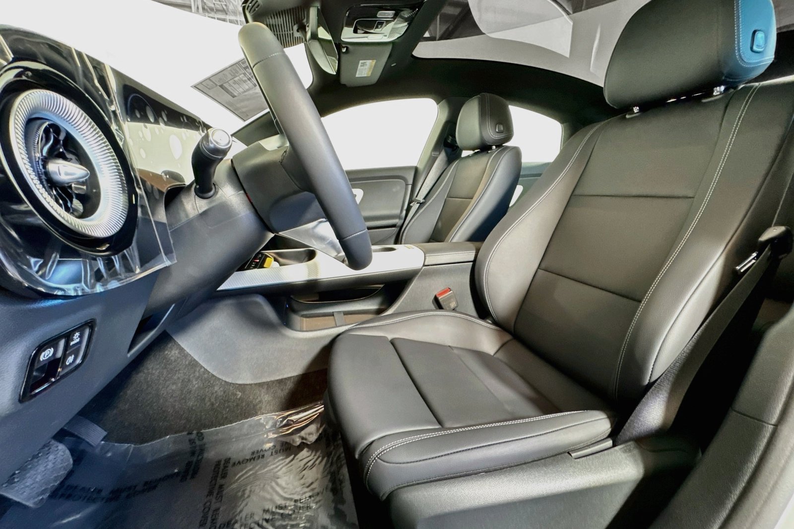 New 2027 MANUFAKTUR Alpine Grey Mercedes-Benz CLA 220 Hybrid image 18