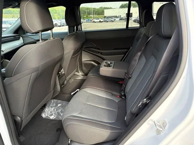 New 2026 White Jeep Laredo image 7