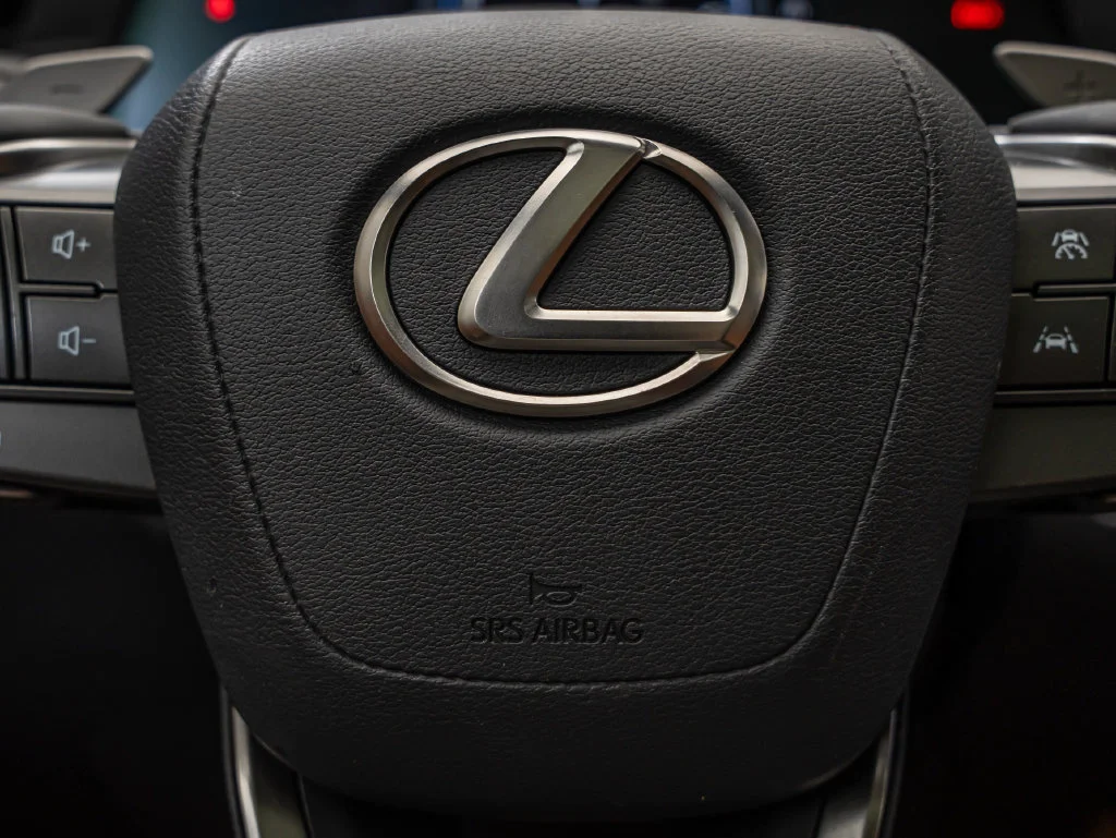 Used 2023 EMINENT WHITE PEARL Lexus 450e Luxury image 28