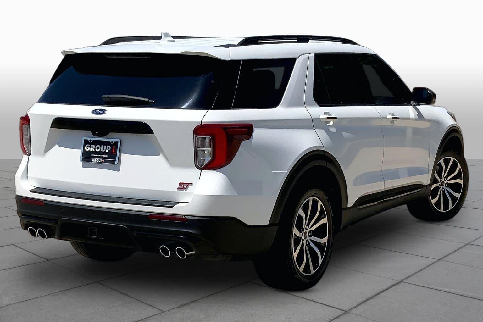 Used 2023 Star White Metallic Tri-Coat Ford ST image 12
