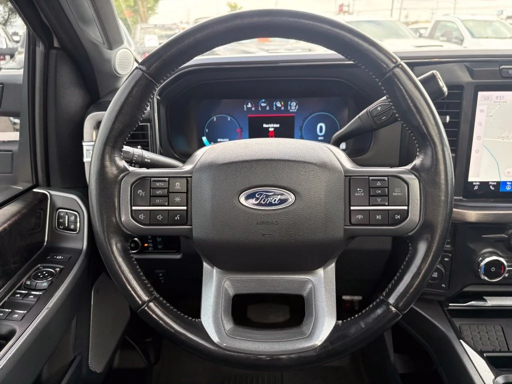 Used 2023 White Ford Lariat image 17