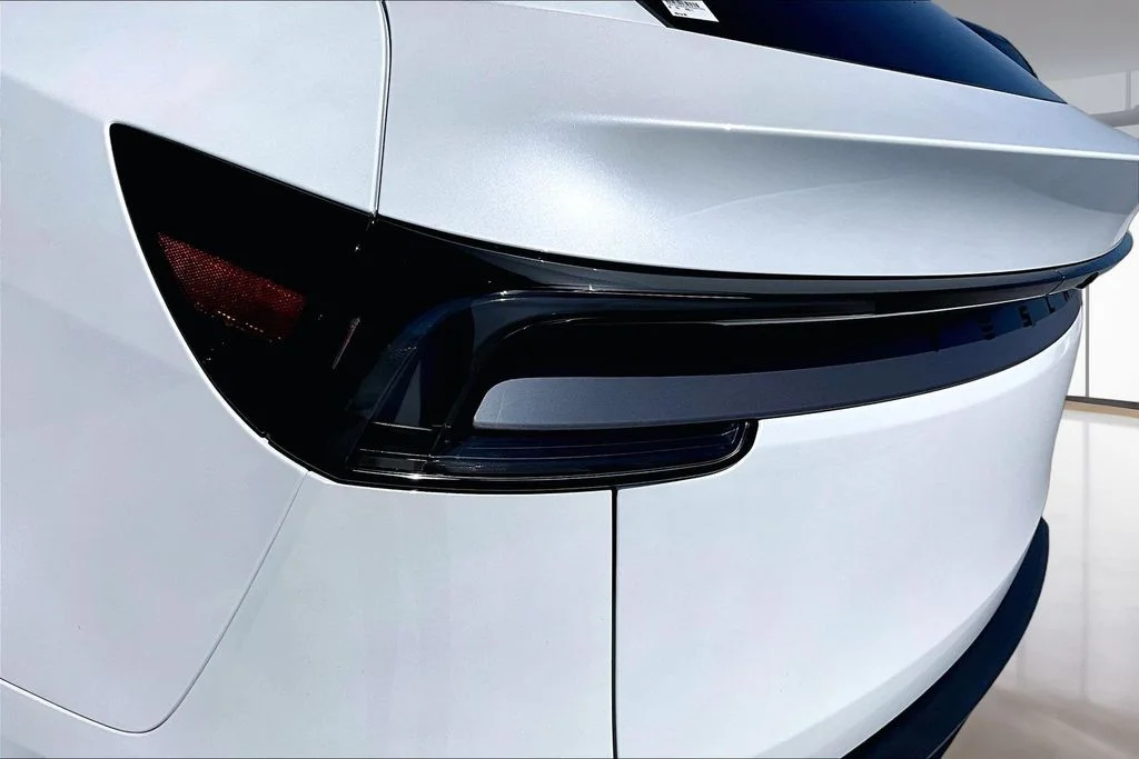 Used 2026 White Tesla Premium image 21