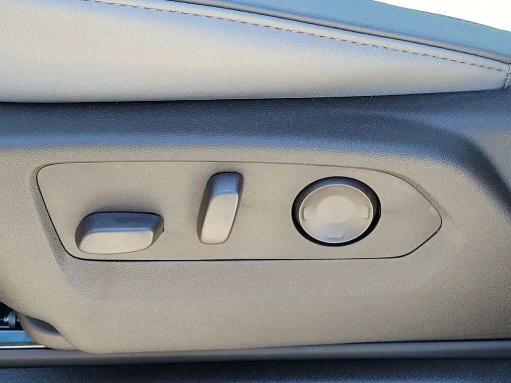 New 2026 Titanium Rush Metallic GMC Elevation image 15