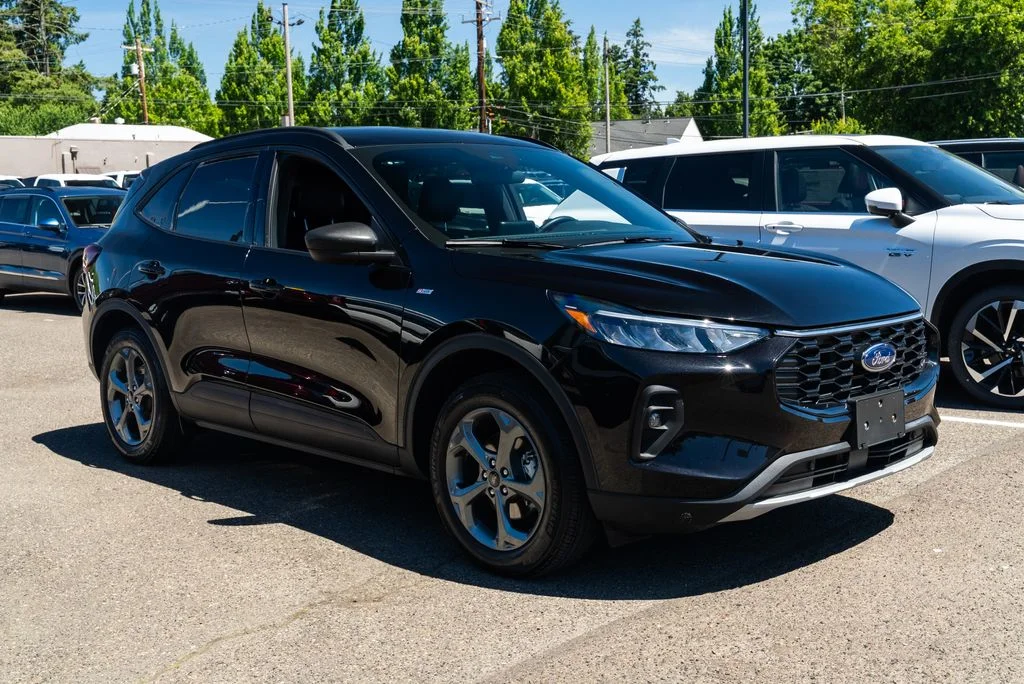 Used 2025 Black Ford ST-Line Select image 1