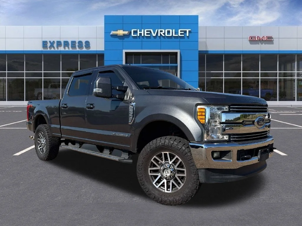 Used 2017 Gray Ford Lariat image 1