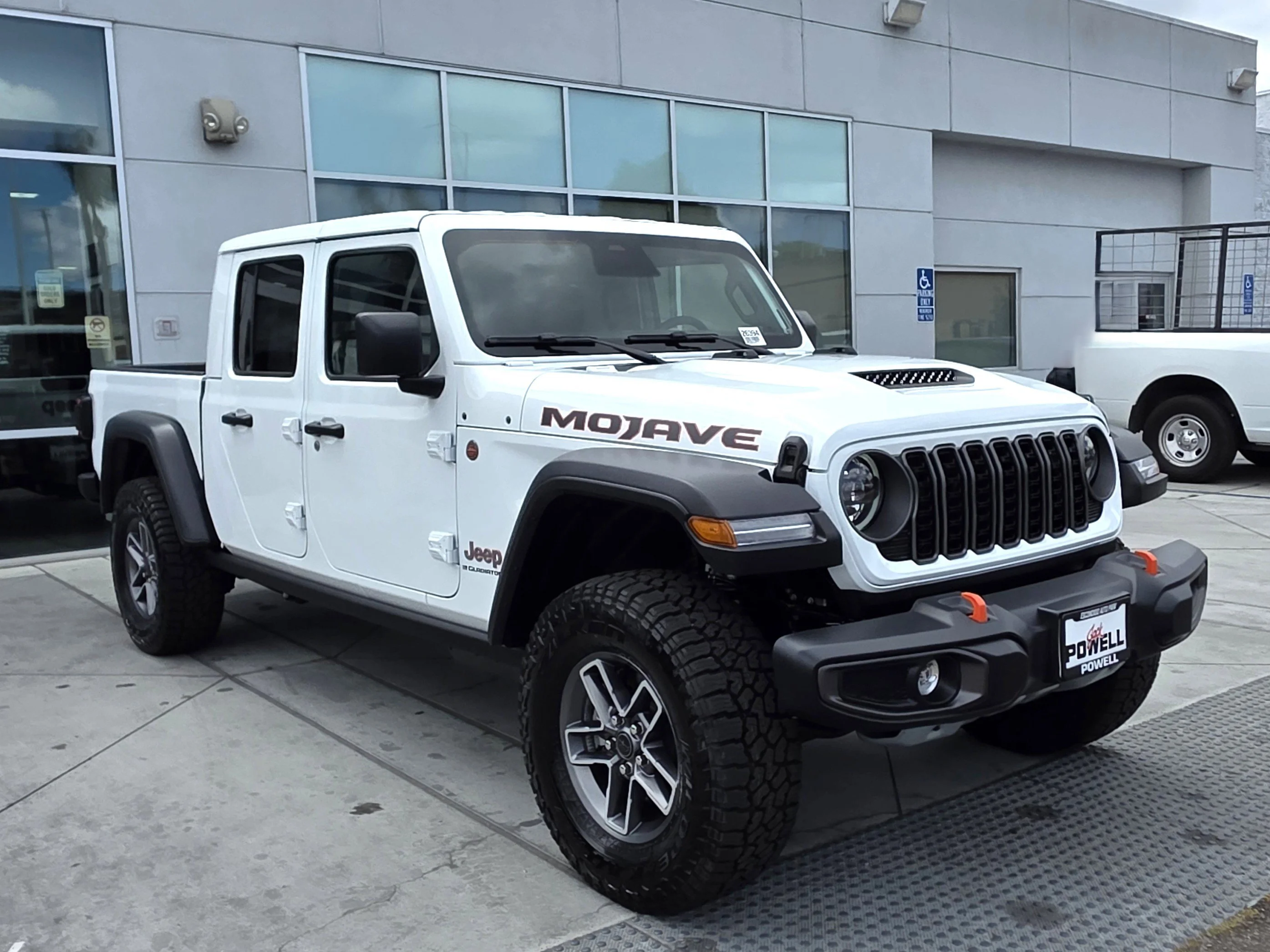 New 2026 Bright White Clearcoat Jeep Mojave image 6